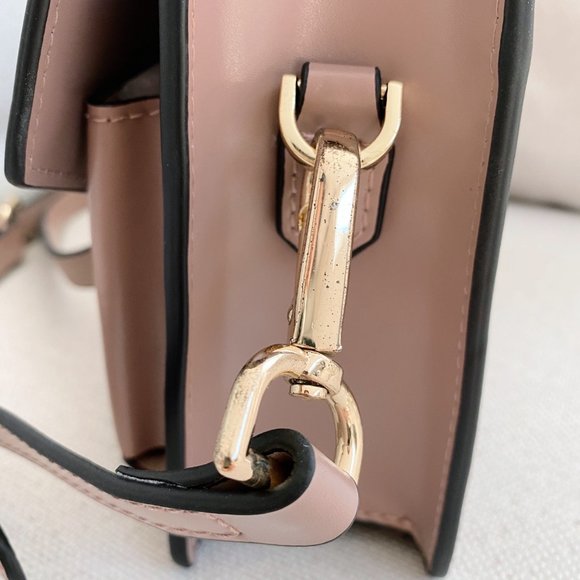 The Bobbi Leather Small Crossbody Bag - Pink - Picture 4 of 16